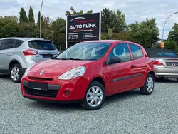 Rot Gebraucht 2012 Renault Clio III Kleinwagen | 3.990 € (Fairer Preis)