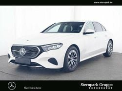 Weiß Gebraucht 2024 Mercedes E200 Avantgarde Limousine | 44.790 € (Guter Preis)