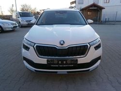 Weiß Gebraucht 2022 Skoda Kamiq Style SUV | 11.500 € (Guter Preis)