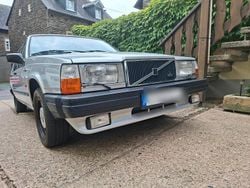 Silber Gebraucht 1989 Volvo 740 Limousine | 4.800 €