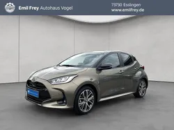 Braun Gebraucht 2024 Toyota Yaris Hybrid Style Limousine | 21.940 € (Superpreis)