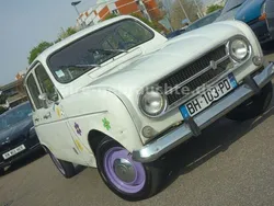 Weiß Gebraucht 1974 Renault R4 Kleinwagen | 4.800 €