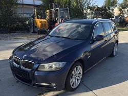Blau Gebraucht 2010 BMW 330 Exclusive Kombi | 6.390 € (Guter Preis)