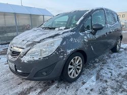 Grau Gebraucht 2012 Opel Meriva Van / Kleinbus | 2.350 €