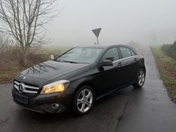 Schwarz Gebraucht 2014 Mercedes A180 Urban Kleinwagen | 11.990 € (Fairer Preis)