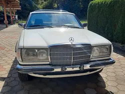 Weiß Gebraucht 1984 Mercedes 230 Coupé | 8.800 €