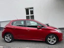 Gebraucht 2013 Peugeot 208 Allure Kleinwagen | 6.400 € (Fairer Preis)