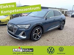 Plasmablau Gebraucht 2020 Audi e-tron Sportback S-Line SUV | 32.620 € (Fairer Preis)