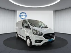 Weiß Gebraucht 2019 Ford Transit Custom Trend Van / Kleinbus | 17.399 € (Superpreis)
