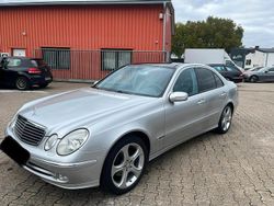 Silber Gebraucht 2002 Mercedes E240 Avantgarde Limousine | 5.999 € (Fairer Preis)