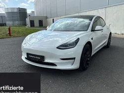 Weiß Gebraucht 2021 Tesla Model 3 Performance Limousine | 28.400 € (Fairer Preis)