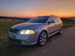 Silber Gebraucht 2009 Skoda Octavia RS Kombi | 4.200 € (Superpreis)