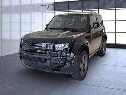 Santorini black Neu 2025 Land Rover Defender SE Dynamic SUV | 95.319 € (Teuer)