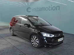 Schwarz Gebraucht 2024 VW Touran R-line Van / Kleinbus | 40.150 € (Etwas zu teuer)