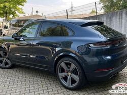 Blau Gebraucht 2023 Porsche Cayenne Coupe Coupé | 101.888 € (Superpreis)