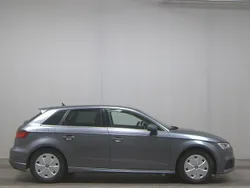 Grau Gebraucht 2019 Audi A3 Sport Limousine | 17.680 € (Guter Preis)