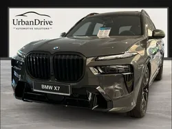 Grau Neu 2025 BMW X7 Comfort Edition SUV | 121.790 € (Fairer Preis)