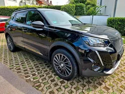 Schwarz Gebraucht 2021 Peugeot 2008 Allure SUV | 17.900 € (Fairer Preis)