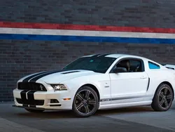 Weiß Gebraucht 2013 Ford Mustang GT Coupé | 25.990 € (Fairer Preis)