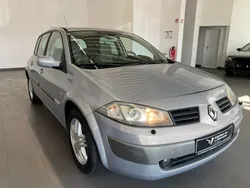 Beige Gebraucht 2005 Renault Mégane II Privilege Limousine | 3.990 € (Teuer)