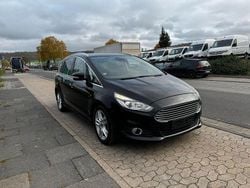 Schwarz Gebraucht 2015 Ford S-MAX Titanium Van / Kleinbus | 11.590 € (Teuer)
