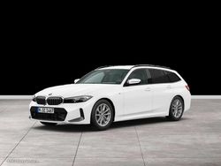 Alpinweiss Gebraucht 2025 BMW 320 Comfort Edition Kombi | 47.374 € (Teuer)