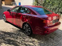 Rot Gebraucht 2010 Lexus IS250 Limousine | 7.299 € (Superpreis)