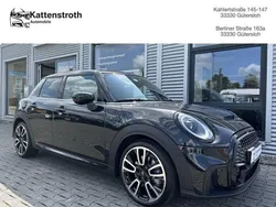 Schwarz Gebraucht 2023 Mini Cooper Kleinwagen | 31.890 € (Teuer)