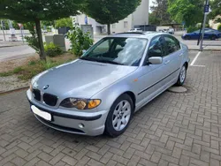 Silber Gebraucht 2002 BMW 320 Performance Limousine | 5.999 € (Fairer Preis)