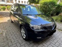 Schwarz Gebraucht 2003 Mazda 2 Limousine | 2.400 € (Etwas zu teuer)