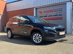 Schwarz Gebraucht 2023 Skoda Karoq Ambition SUV | 28.960 € (Fairer Preis)