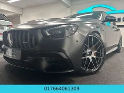 Grau Gebraucht 2022 Mercedes E63S AMG AMG Limousine | 104.900 € (Fairer Preis)