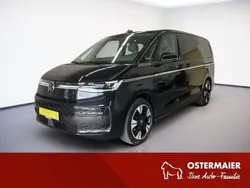 Schwarz Gebraucht 2024 VW T7 Style Van | 63.880 €