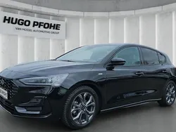 Schwarz Gebraucht 2024 Ford Focus ST-Line X Limousine | 25.490 € (Fairer Preis)