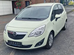 Weiß Gebraucht 2012 Opel Meriva Van / Kleinbus | 1.990 € (Superpreis)