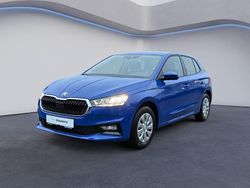 Blau Neu 2025 Skoda Fabia Essence Limousine | 17.780 € (Superpreis)