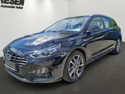 Schwarz Gebraucht 2023 Hyundai i30 Trend Kombi | 20.550 € (Fairer Preis)