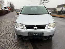 Silber Gebraucht 2005 VW Touran Highline Van / Kleinbus | 900 € (Superpreis)
