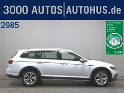 Pure white Gebraucht 2021 VW Passat Alltrack Kombi | 24.980 € (Guter Preis)