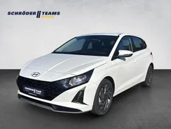 Weiß Neu 2025 Hyundai i20 Trend Limousine | 22.990 € (Fairer Preis)
