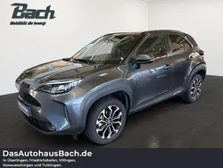 Marlingrau metallic Gebraucht 2024 Toyota Yaris Hybrid Plus | 26.990 € (Guter Preis)