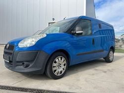 Blau Gebraucht 2013 Fiat Doblò Basis Van / Kleinbus | 4.100 € (Etwas zu teuer)