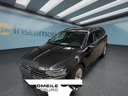 Grau Gebraucht 2021 VW Passat Kombi | 27.649 € (Fairer Preis)