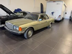 Grün Gebraucht 1980 Mercedes 280 Coupé | 18.800 €