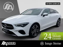 Polarweiss Gebraucht 2023 Mercedes CLA200 Progressive Kombi | 27.874 € (Fairer Preis)