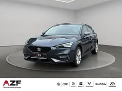 Grau Gebraucht 2024 Seat Leon FR Limousine | 25.980 € (Guter Preis)