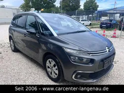 Grau Gebraucht 2021 Citroën C4 SpaceTourer Feel Van / Kleinbus | 9.999 € (Guter Preis)
