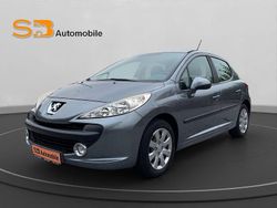 Grau Gebraucht 2009 Peugeot 207 Limousine | 4.490 € (Teuer)