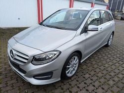 Silber Gebraucht 2015 Mercedes B180 Style Van / Kleinbus | 13.490 € (Guter Preis)