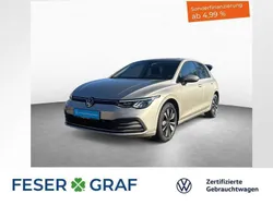 Ivory silver metallic Gebraucht 2024 VW Golf VIII Move Limousine | 21.880 € (Guter Preis)